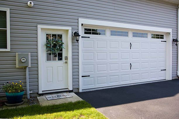 24/7 Emergency Garage Door Installation experts in Portsmouth, NH